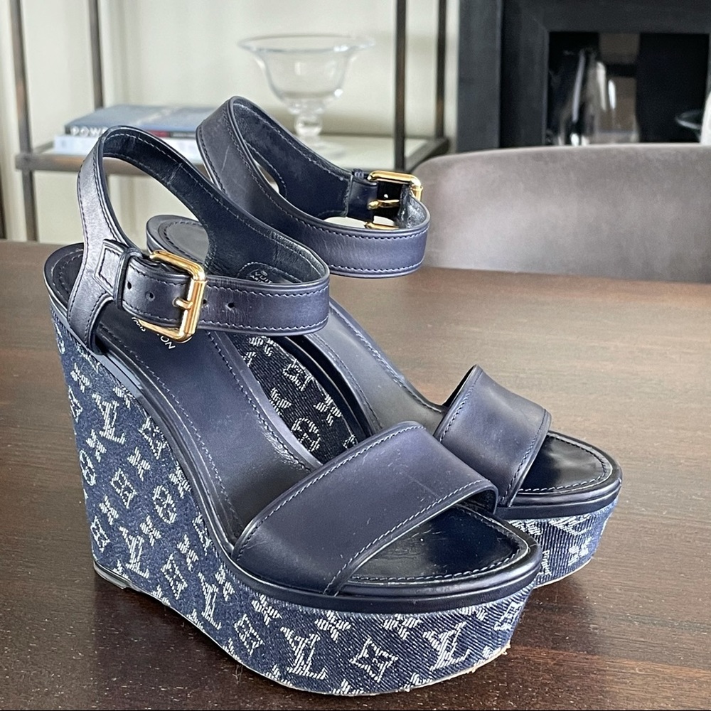 Louis Vuitton Monogram Navy Wedge Sandal Size 8/38